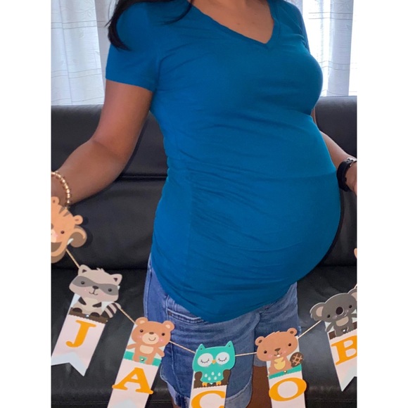 Indigo Blue | Maternity Rolled Hem Denim Shorts - Picture 6 of 6